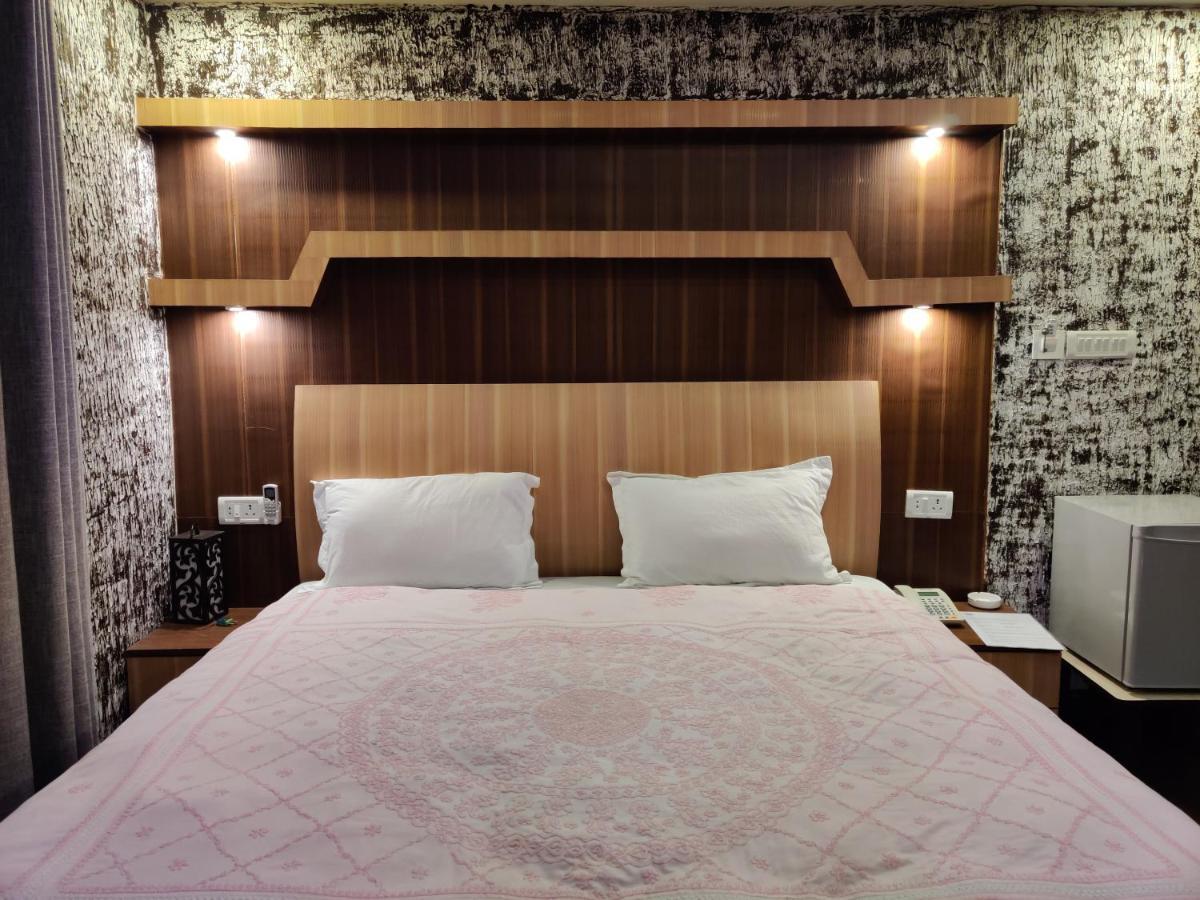Lalitpur Hostmandu B&B מראה חיצוני תמונה