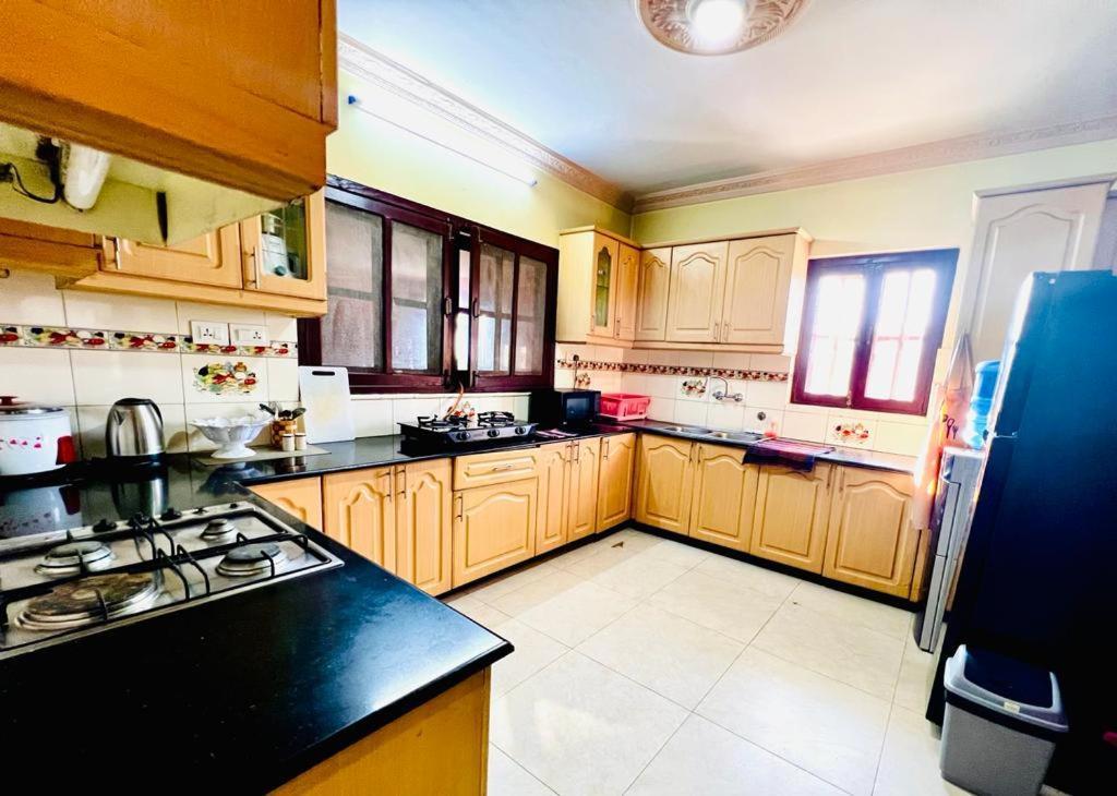 Lalitpur Hostmandu B&B מראה חיצוני תמונה