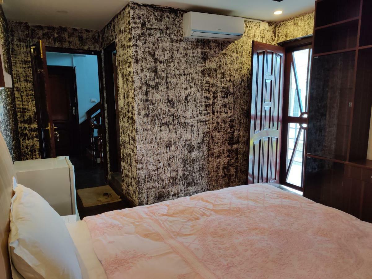 Lalitpur Hostmandu B&B מראה חיצוני תמונה
